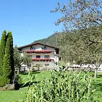 Apartment Gaestehaus Zwischenberger Obervellach