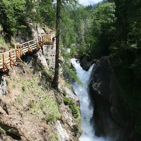 Gaestehaus Zwischenberger * Obervellach (Spittal an der Drau)