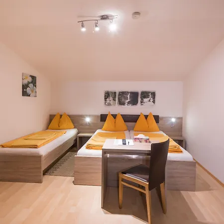 Gaestehaus Zwischenberger Apartment