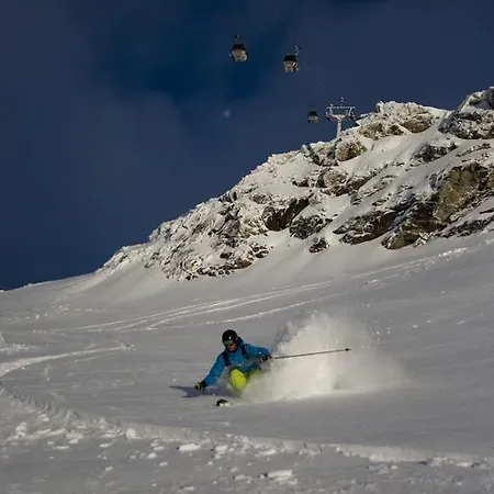 Gaestehaus Zwischenberger Apartamento Obervellach