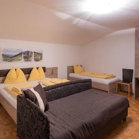 Apartamento Gaestehaus Zwischenberger Obervellach